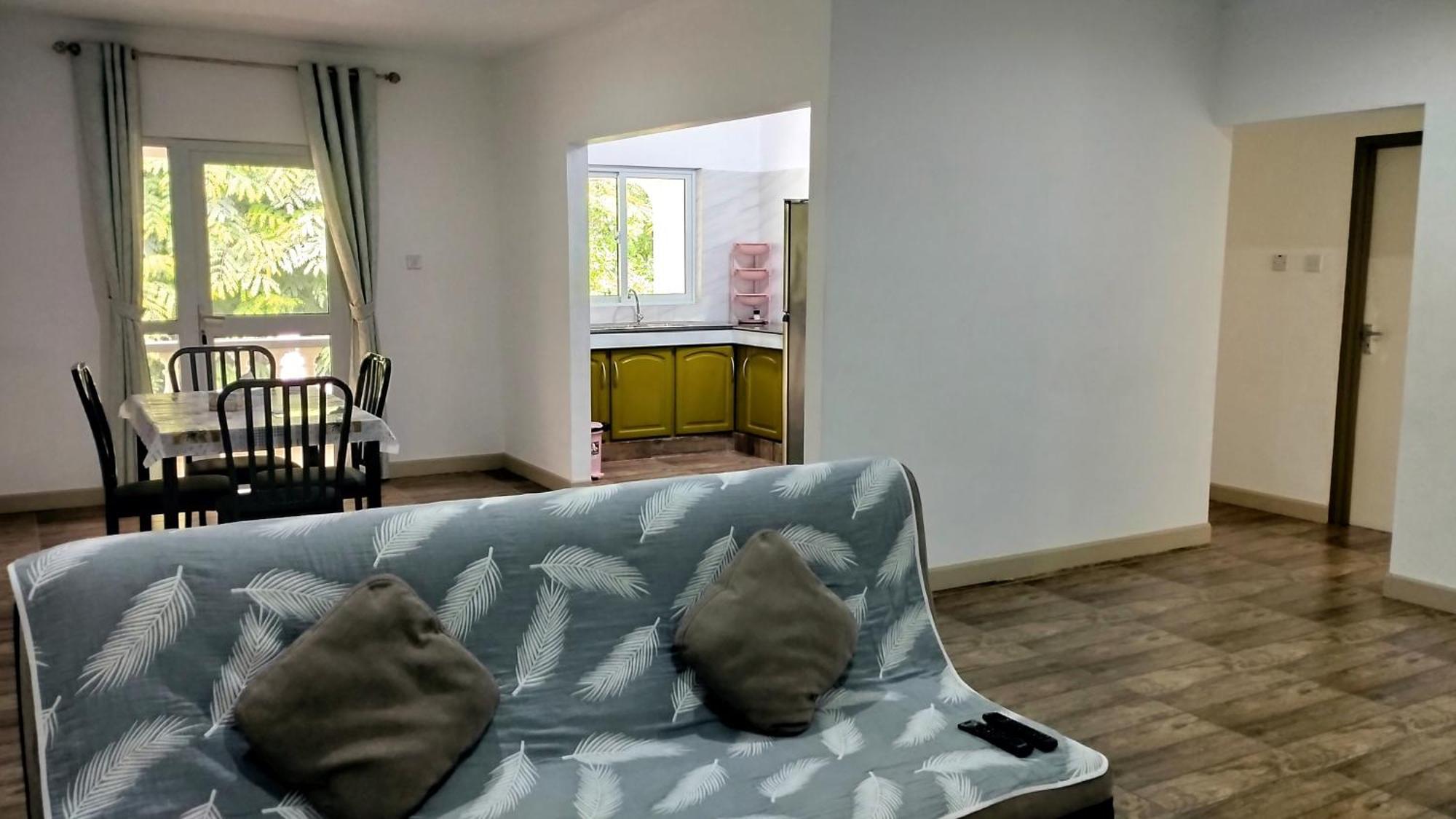 Dovass Self Catering Apartments Takamaka Luaran gambar
