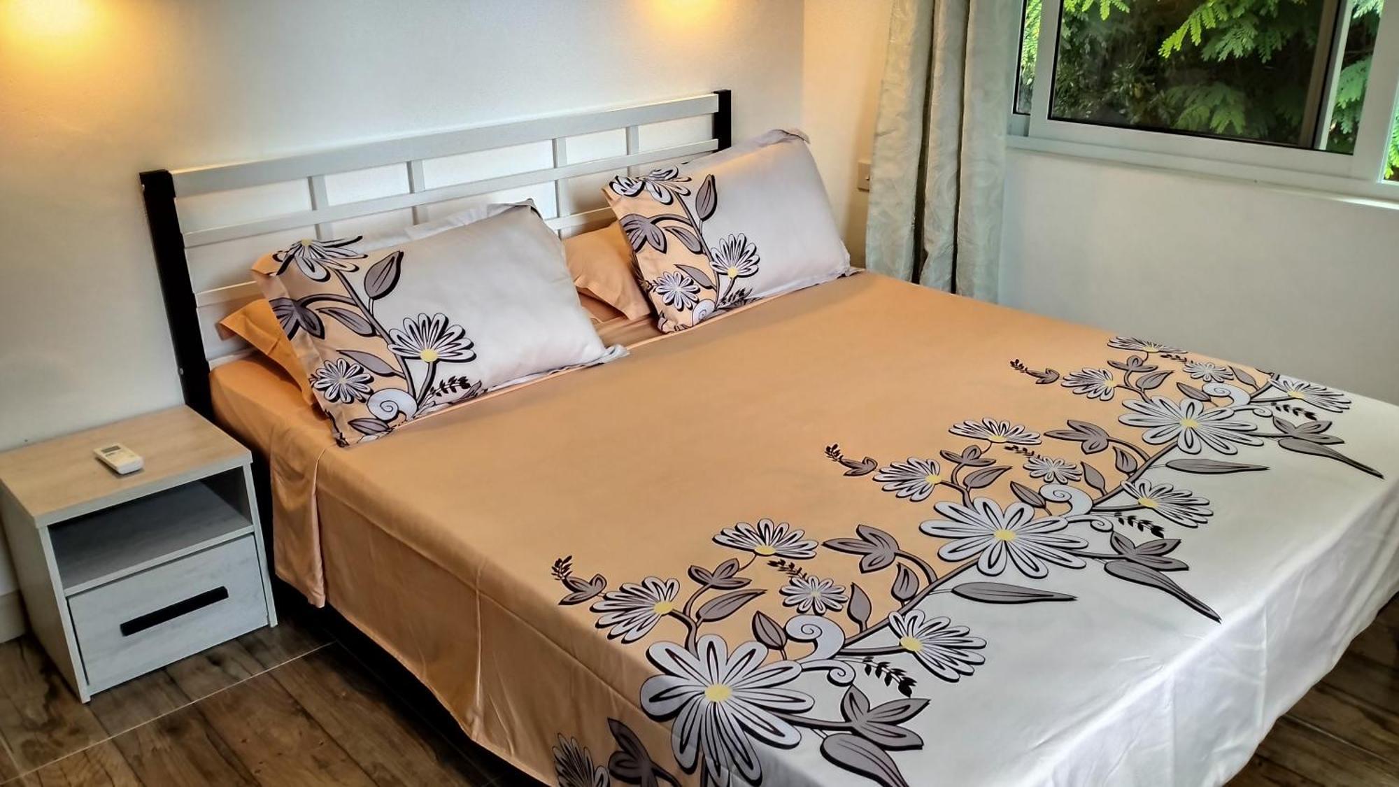 Dovass Self Catering Apartments Takamaka Bilik gambar