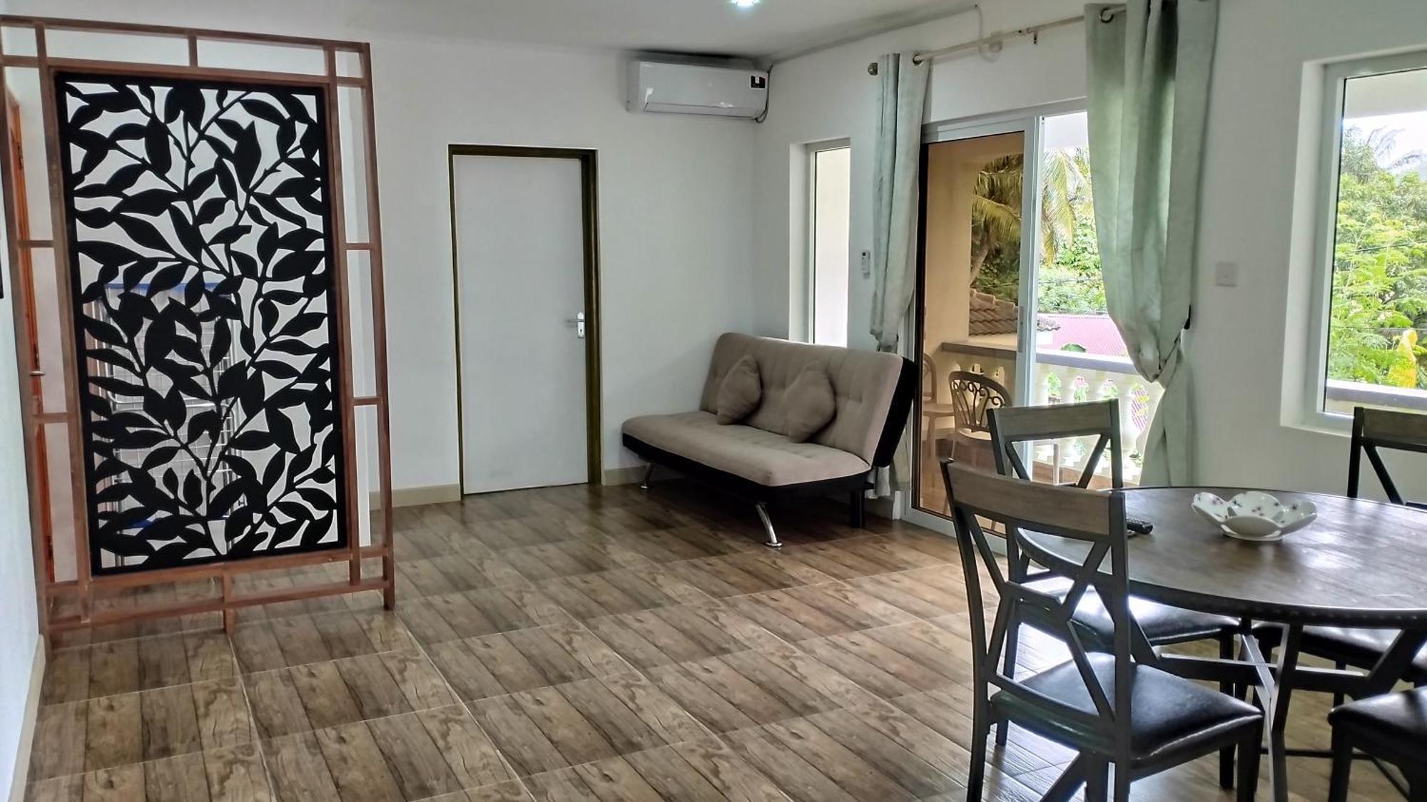 Dovass Self Catering Apartments Takamaka Bilik gambar