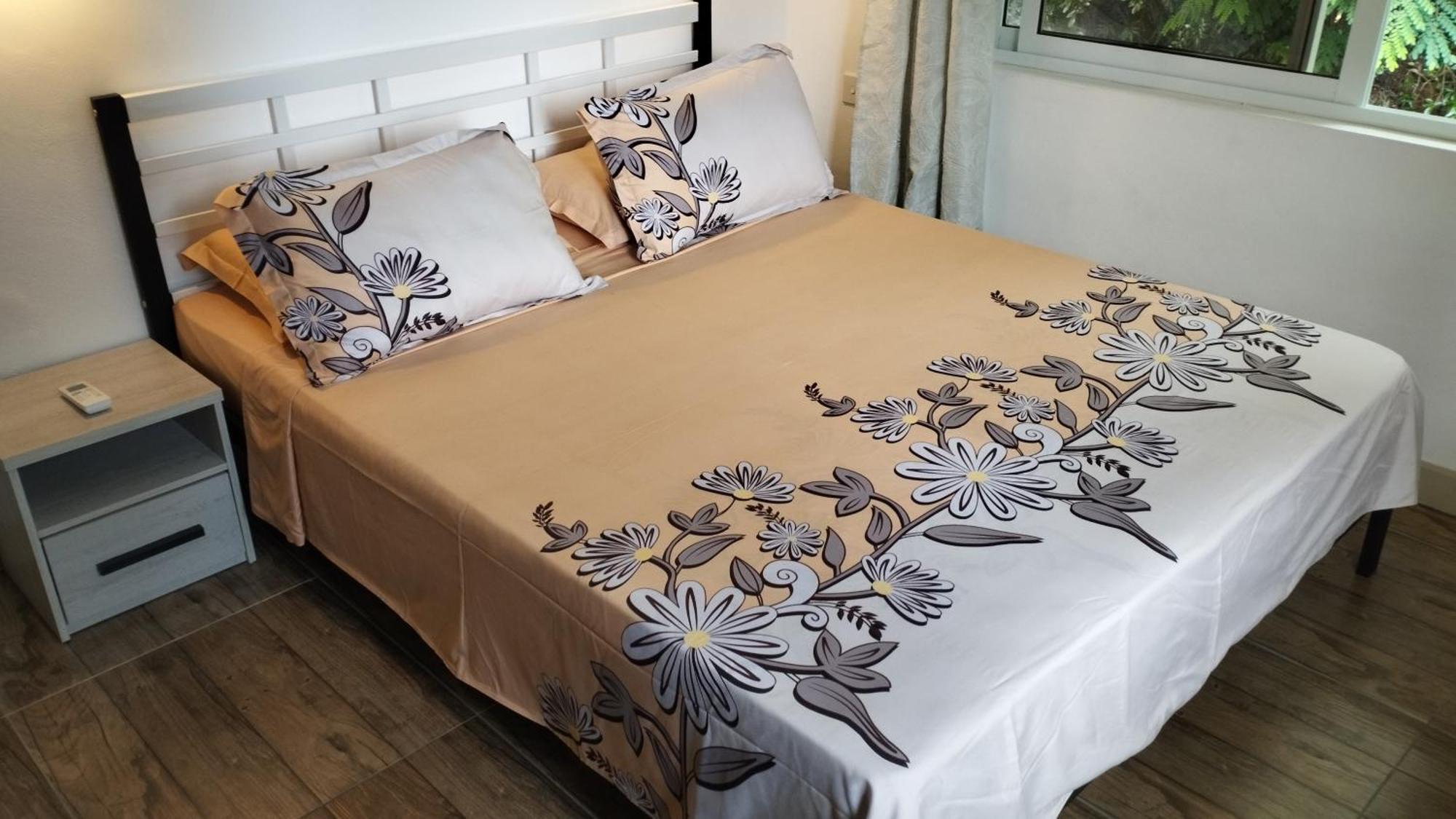 Dovass Self Catering Apartments Takamaka Bilik gambar