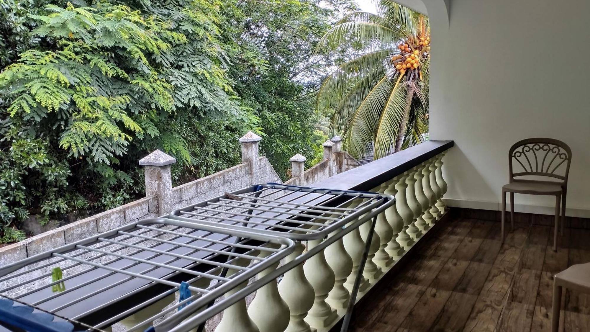 Dovass Self Catering Apartments Takamaka Bilik gambar