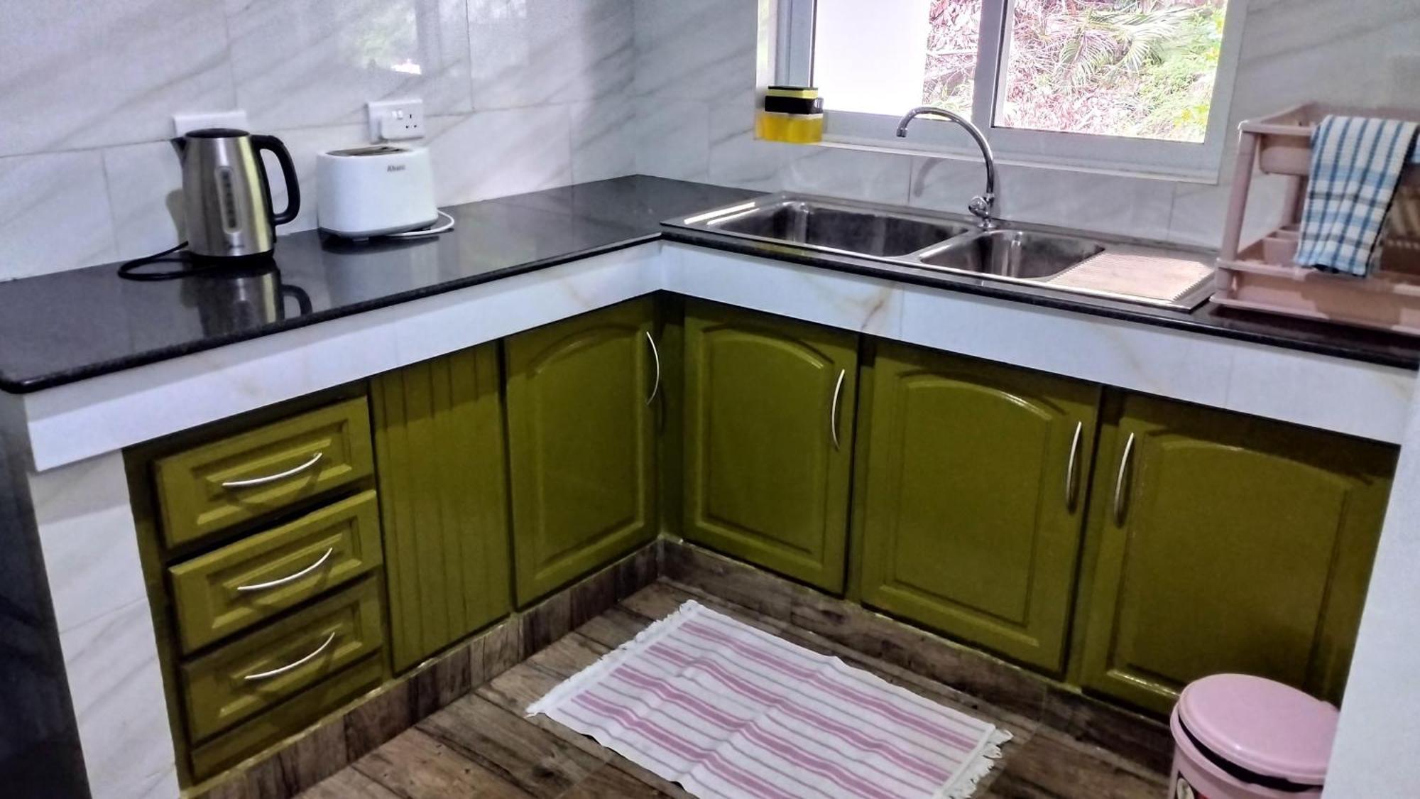 Dovass Self Catering Apartments Takamaka Bilik gambar