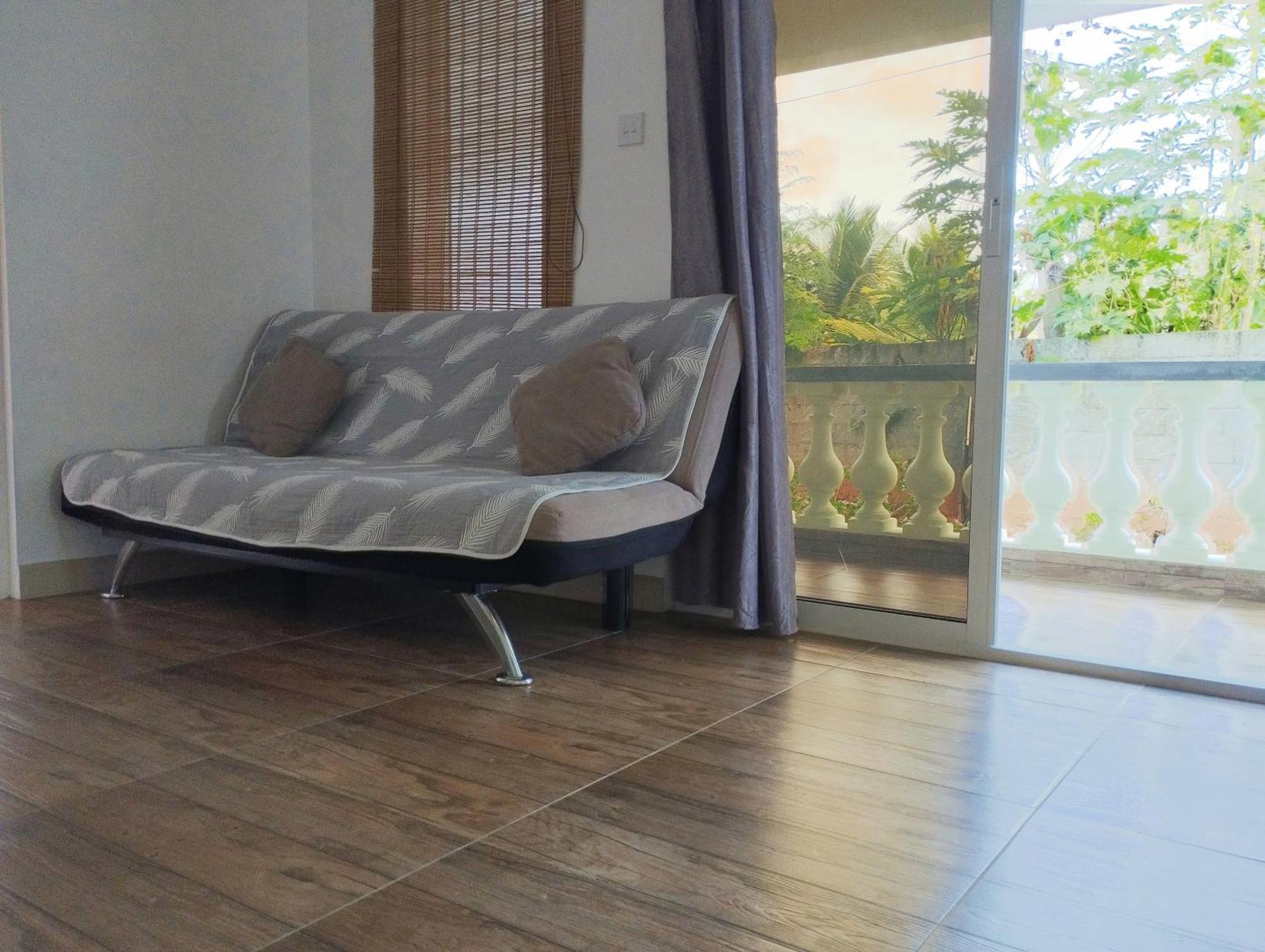 Dovass Self Catering Apartments Takamaka Luaran gambar