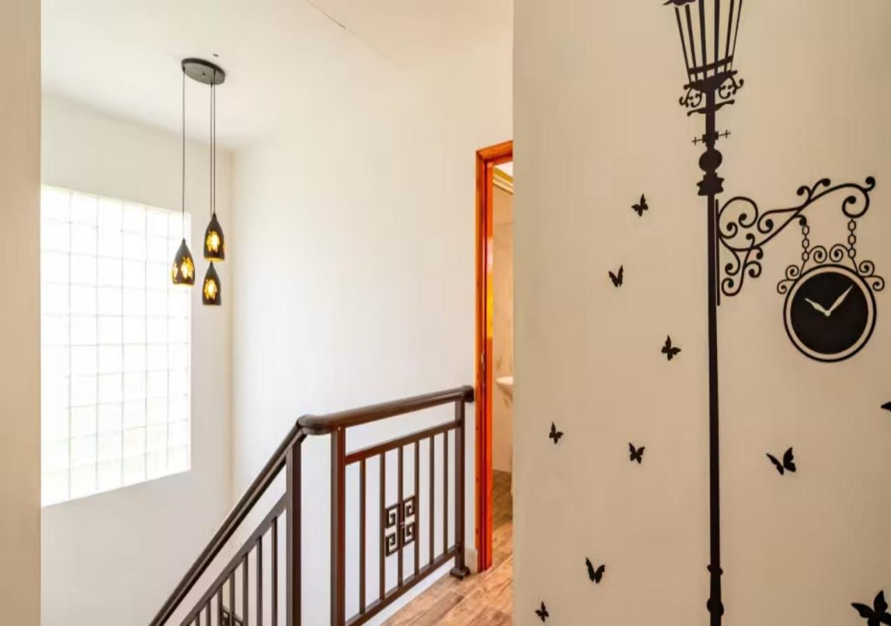 Dovass Self Catering Apartments Takamaka Luaran gambar