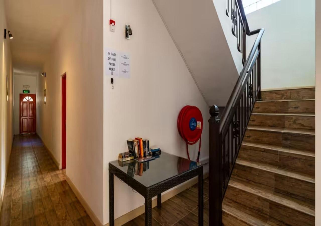Dovass Self Catering Apartments Takamaka Luaran gambar